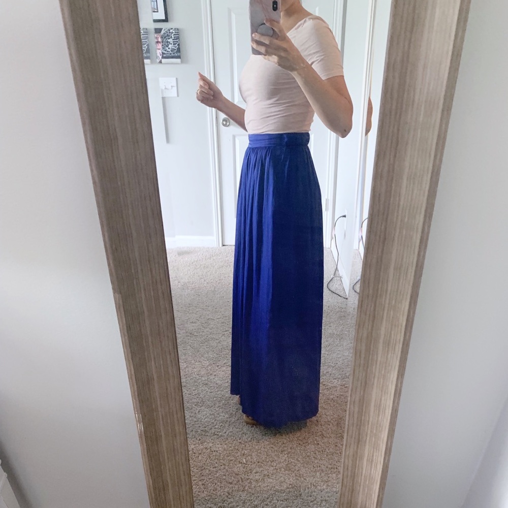 Gorgeous blue maxi skirt size xs
